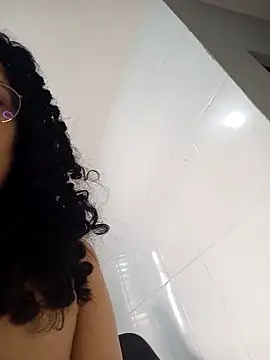 NinaSweet2's cam snapshot