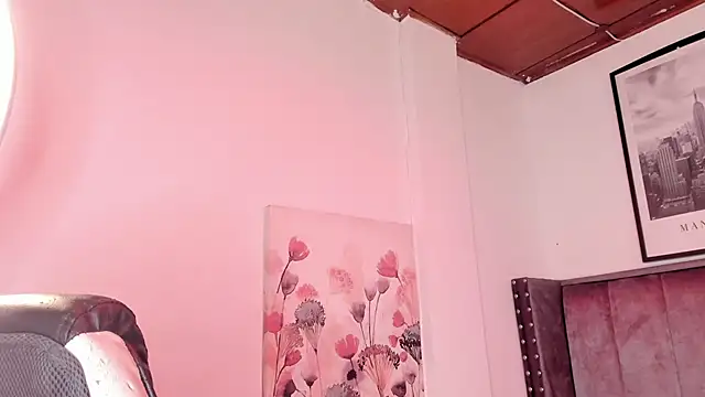 Alaia_Carter's cam snapshot