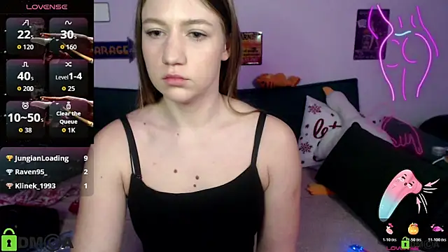 LovelyyLola's cam snapshot