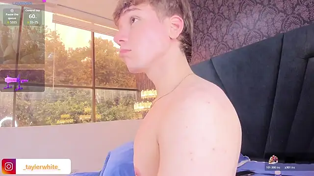 TaylerWhite's cam snapshot