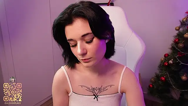 Lucy_Kitten's cam snapshot