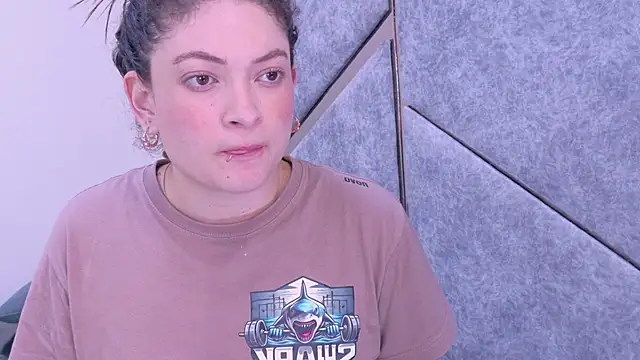 KatiaEvans_'s cam snapshot