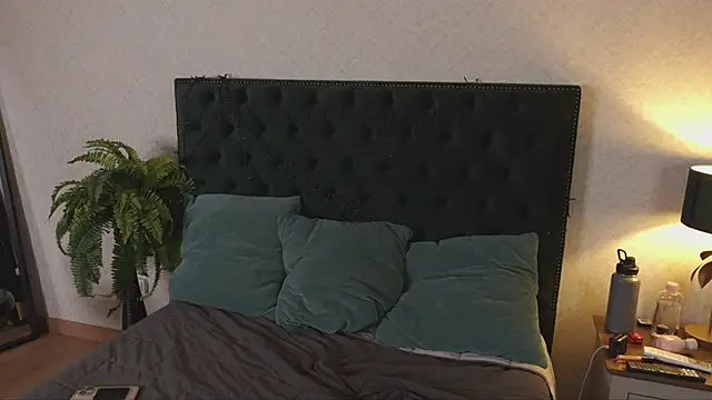 VitoriaCarusso live sex cam