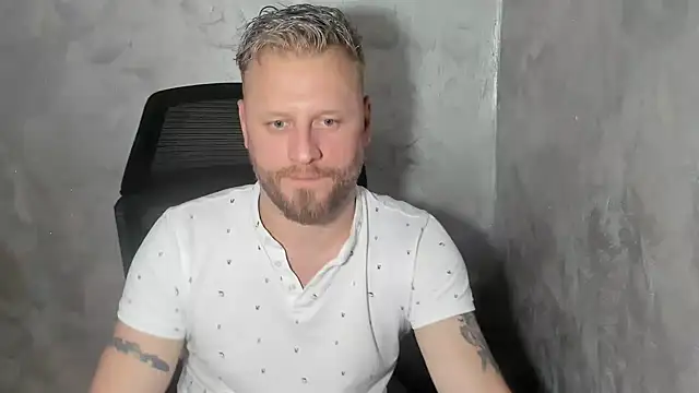 ALEX_BEAUTY2025's cam snapshot