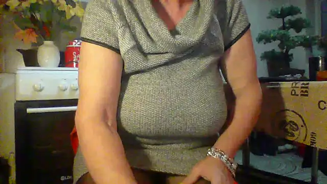 Ely_Elenita live sex cam