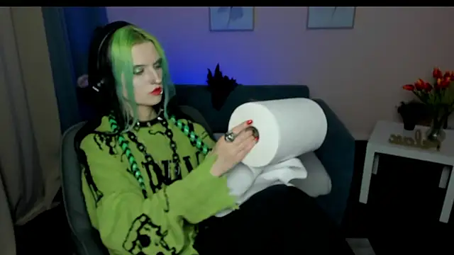 ToxicKittyy's cam snapshot