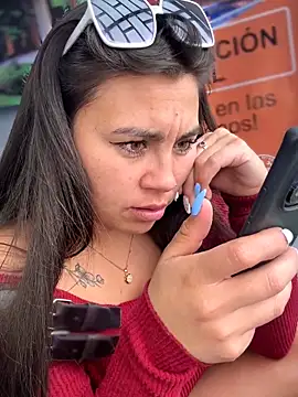 LIZ-06_'s cam snapshot