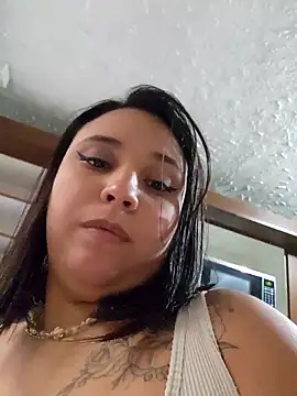 LizzRouse's cam snapshot