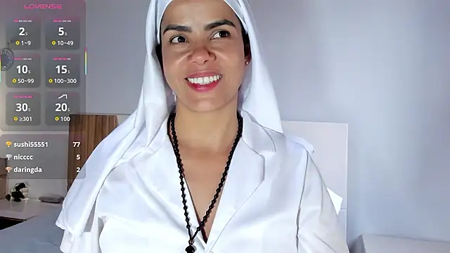 ClaraMariaMon live sex cam