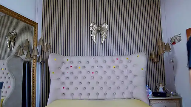 PlayfulShow live sex cam