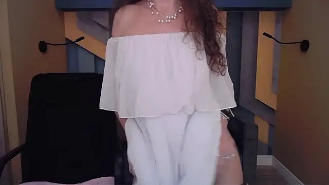 EllaLong live sex cam