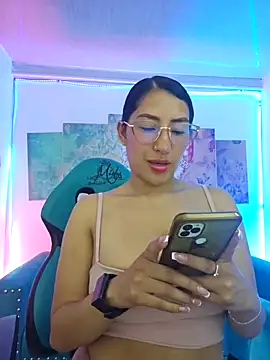 Sofi_hot_4m live sex cam