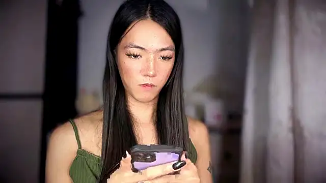 slimladyxoxo live sex cam