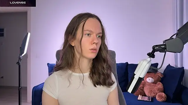 SharkyBaby live sex cam