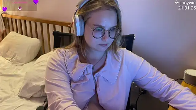 JacyWinslat's cam snapshot