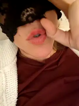 NaughtyCatgirl's cam snapshot