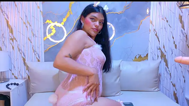 NIKIBUNNY's cam snapshot