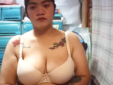 PreggyHotBigBoobs live sex cam