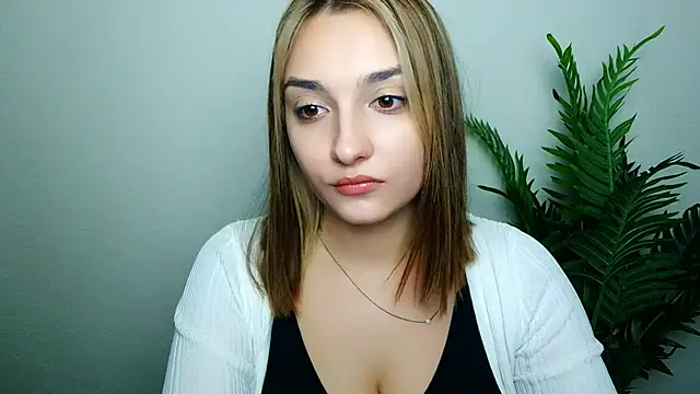 veryshygirl's cam snapshot