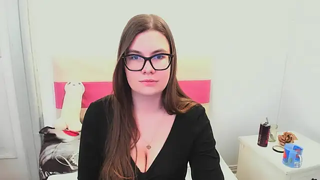 CarolineFlirt's cam snapshot