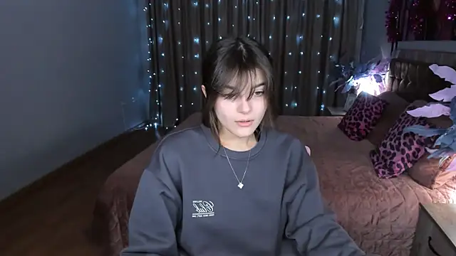 StellaBest's cam snapshot