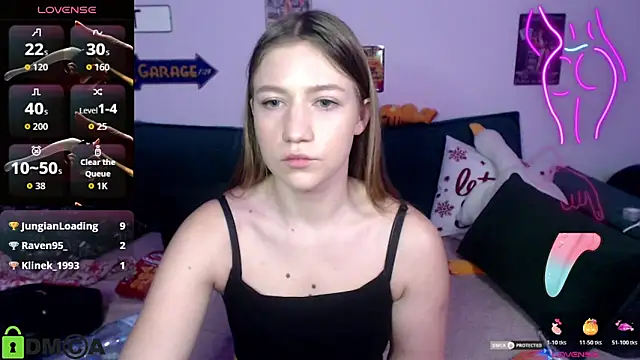 LovelyyLola's cam snapshot