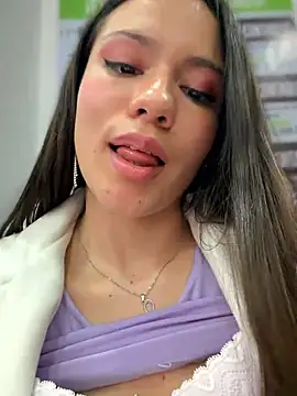 CHARLOTTE__05's cam snapshot