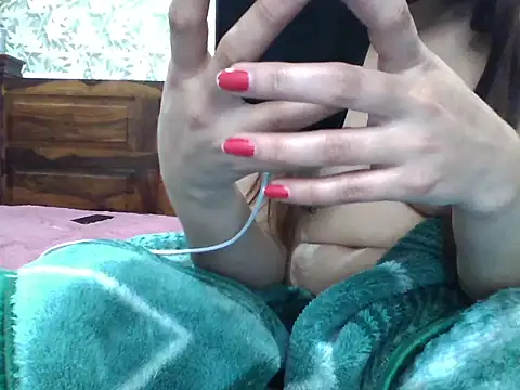 miss_kaur23's cam snapshot