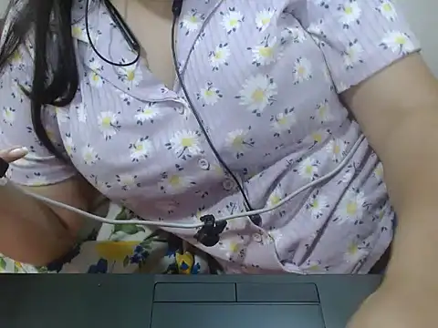 Nataliya_Singh's cam snapshot