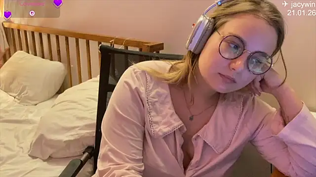 JacyWinslat's cam snapshot