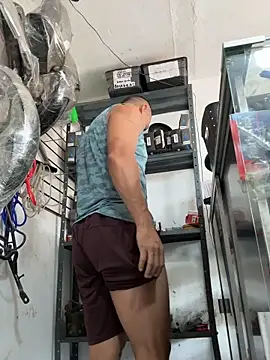 Paul22cm- live sex cam