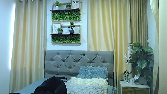 sasi_luna's cam snapshot