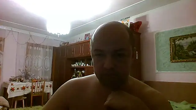 Luceriusbigass live sex cam