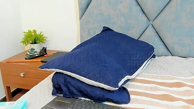 FreyaMoller live sex cam