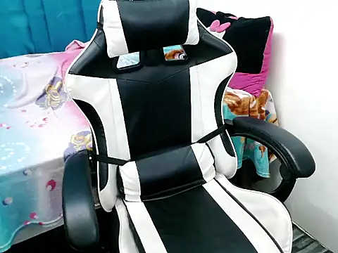 cuteychub's cam snapshot