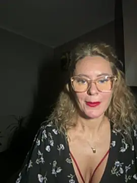 Tania201243's cam snapshot