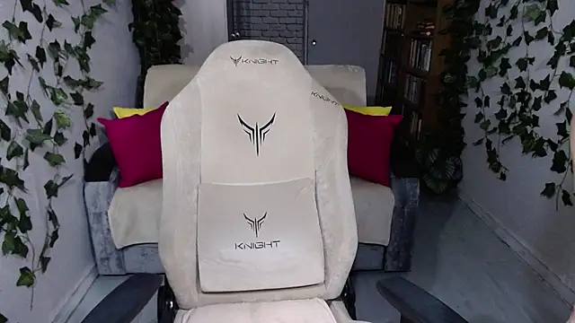 lillit__gold's cam snapshot