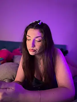 ScarletBloom_'s cam snapshot