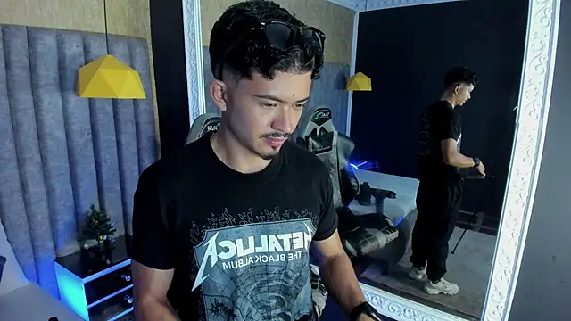 NicolaiKarav's cam snapshot