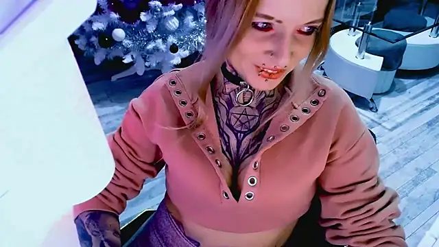 InesGold live sex cam