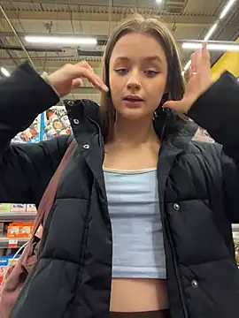 KittyQueeny's cam snapshot