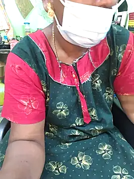 Tamilselviroja- live sex cam
