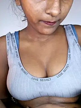 Royal-girl78's cam snapshot