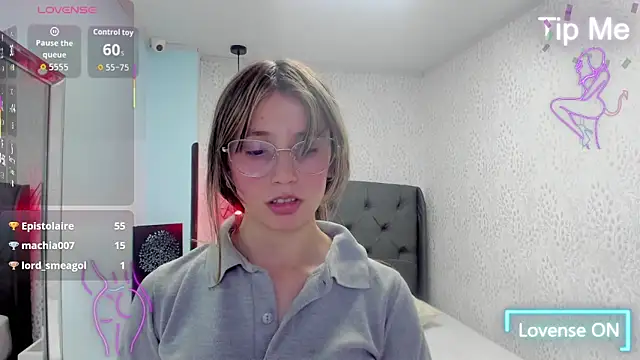 SHARONBLAKE2's cam snapshot