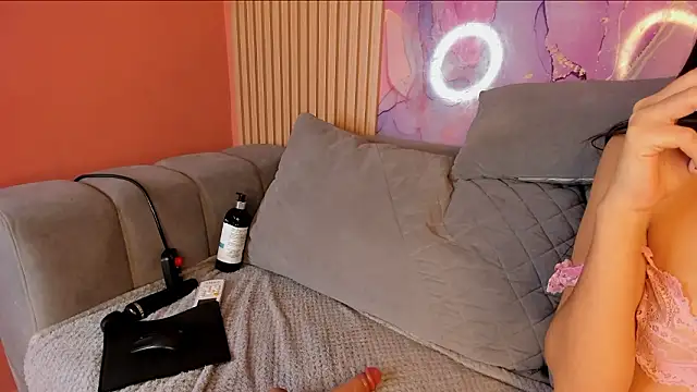 NhoanBrunette's cam snapshot