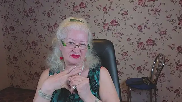 Maya_Mayflower's cam snapshot