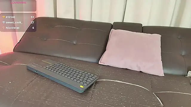 nelly_willd's cam snapshot