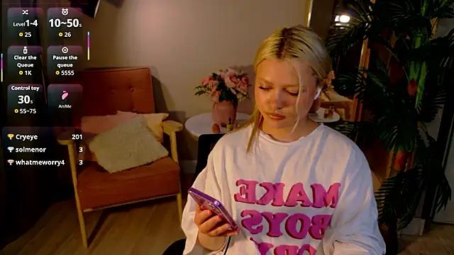 Millie_Vanillies's cam snapshot