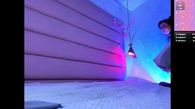 Evangelyne_1's cam snapshot