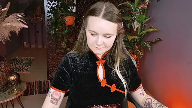 auroranelson's cam snapshot